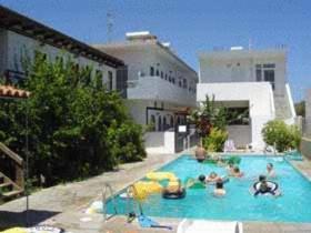 Гостиница Katerina Apartments  Vathianos Kampos